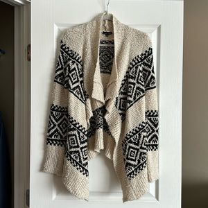 Cozy cardigan in great condition